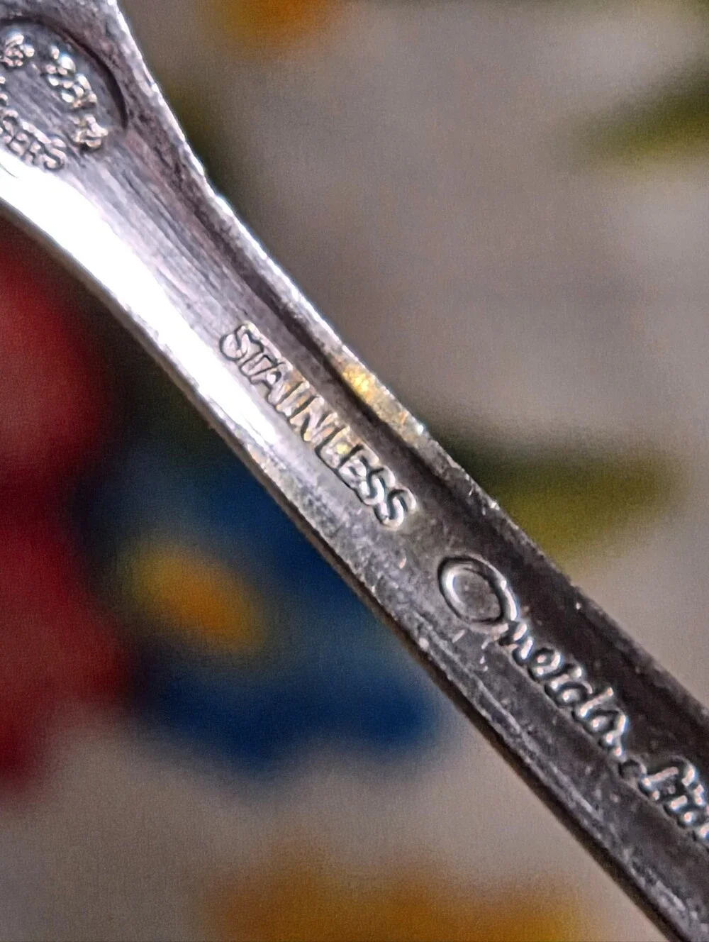 Oneida teaspoon place